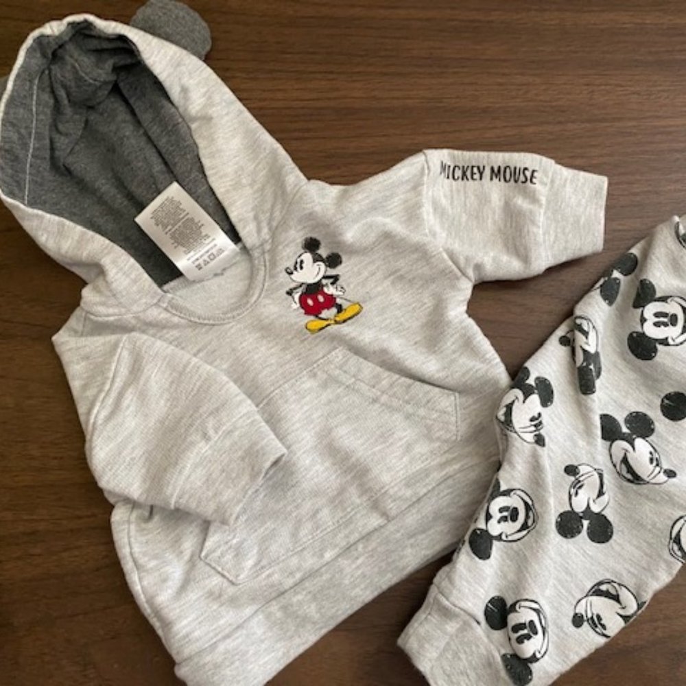 -5 for $25-Mickey Mouse pullover set NB